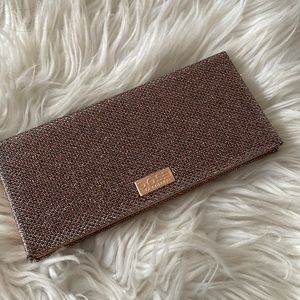 Dose of colors friendcation Palette